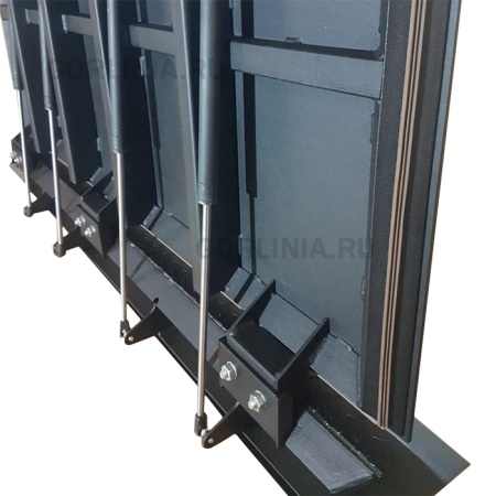 Люк Гриф 600х600